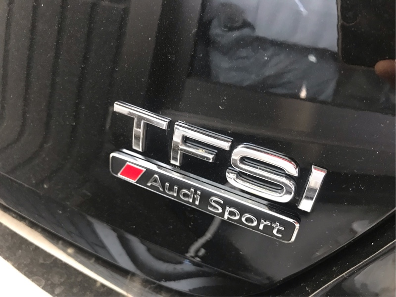 Pilot Automotive XTREME Emblem