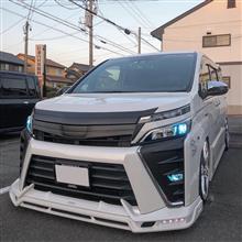 トヨタ ヴォクシー ハイブリッド カスタムまとめ おすすめのカスタムはこれだ エアロ ホイール Ledなど みんカラ