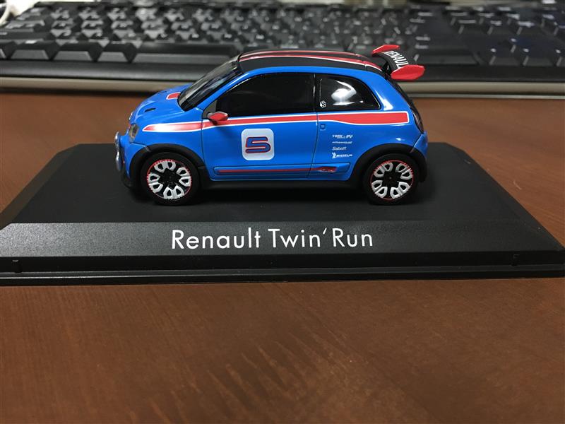 NOREV Renault Twin'Run のパーツレビュー | トゥインゴ