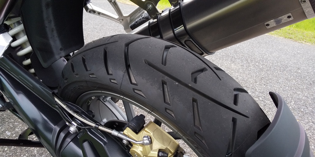 metzeler tourance next bmw r1200gs