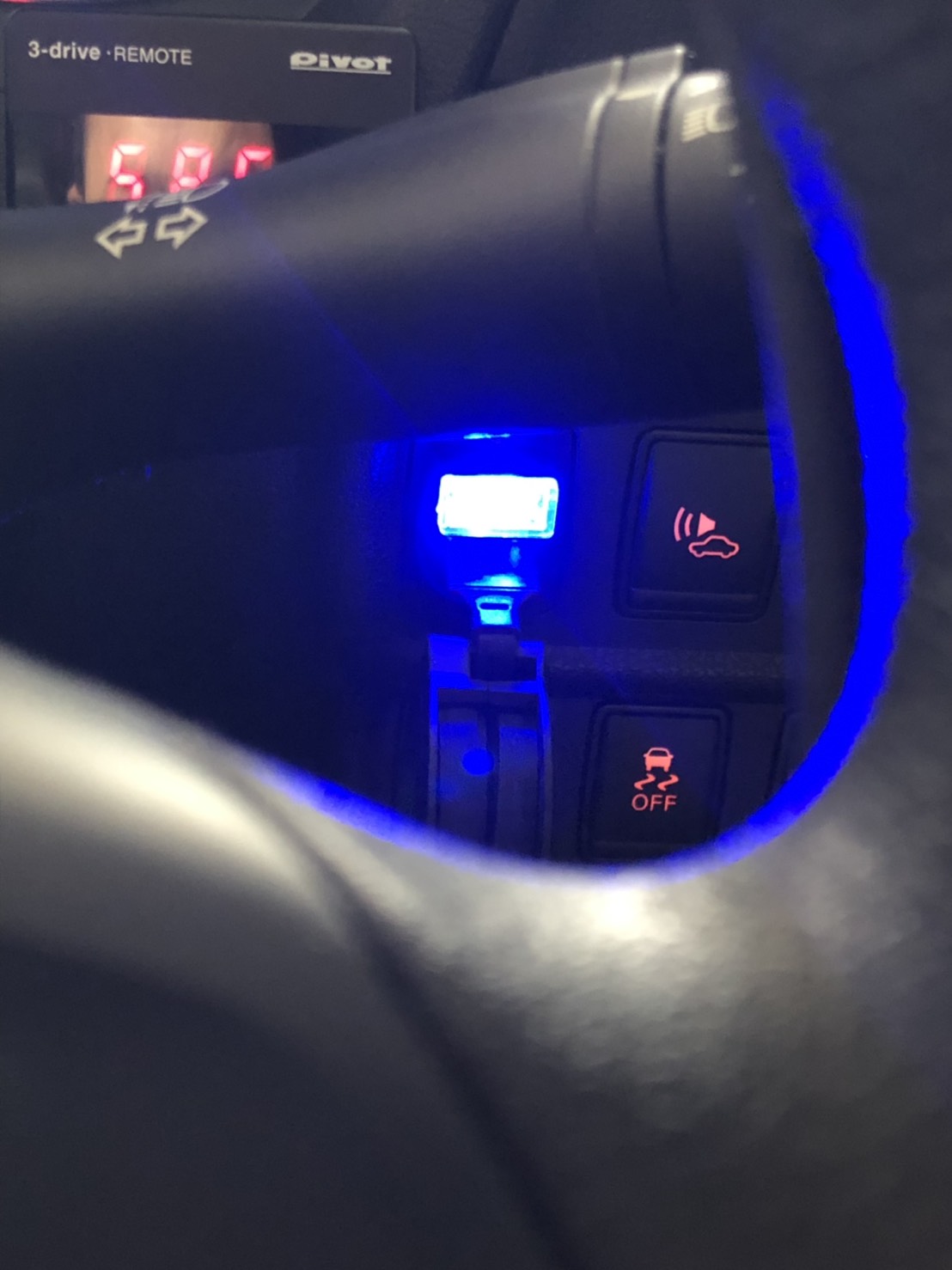 Nanpoku イルミライト Usbポートカバー イルミカバー 車用 イルミネーション 車内照明 室内夜間ライト ブルーled 青 2個セット Usb El 01 のパーツレビュー ノート Eパワー くるみ餅 みんカラ
