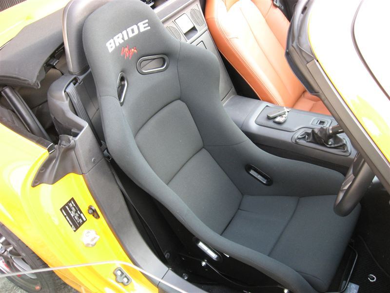 VIOSⅢ sport BRIDE(ブリッド)のシートの口コミ・パーツレビュー