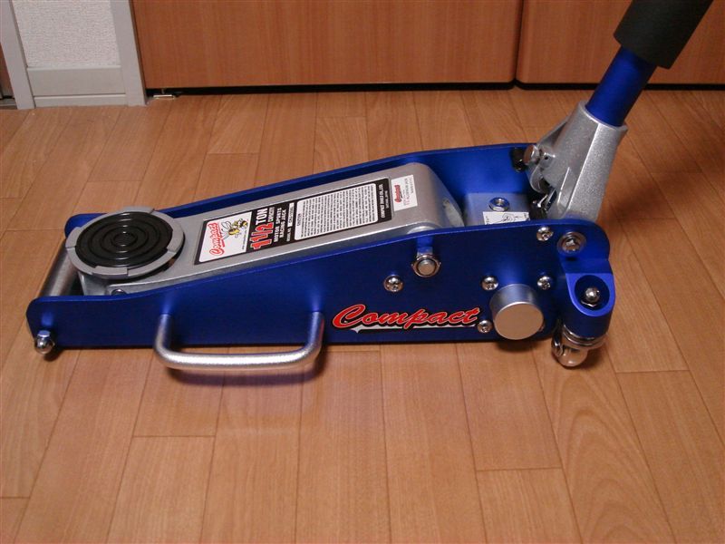 大注目 アルミジャッキ COMPACT TOOL(コンパクトツール)のジャッキの メンテナンス