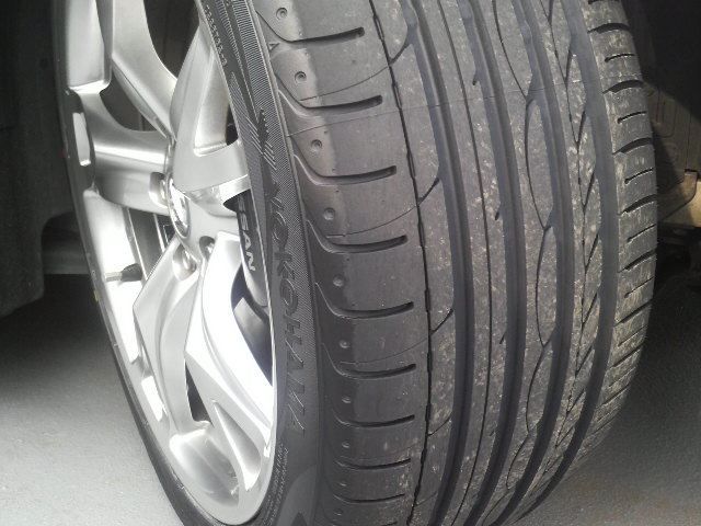 ADVAN Sport 235/50R17