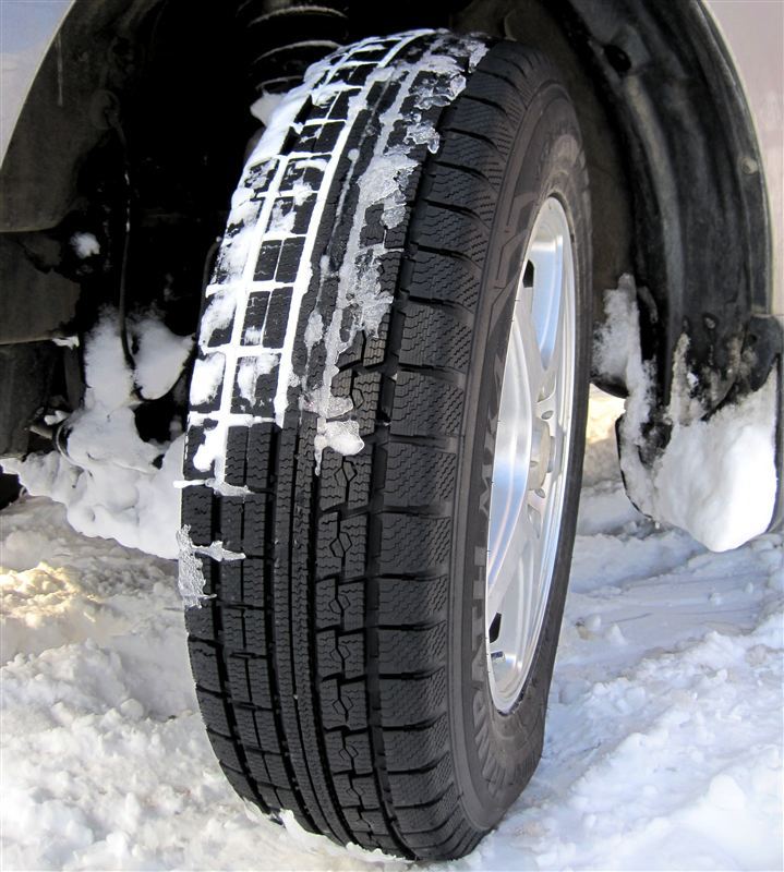 WINTER TRANPATH MK4α 215/60R17 TOYO TIRES(トーヨータイヤ)のタイヤ ...