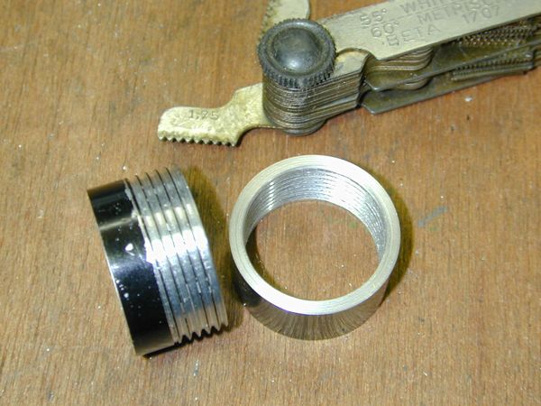 ステンレス フットステー YFNS-300W 2段階ロック 【スガツネ工業】