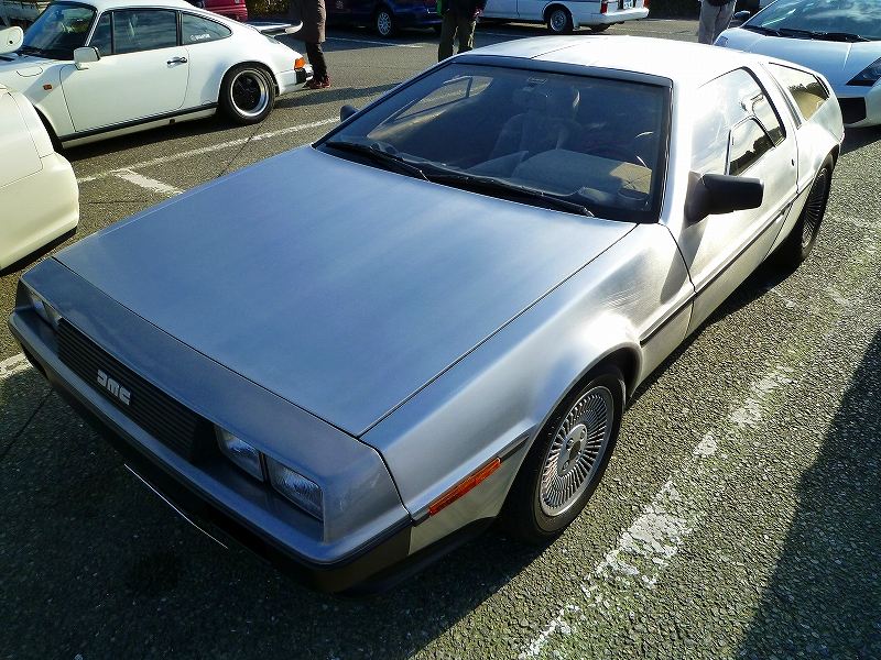 デロリアンＤＭＣ－１２