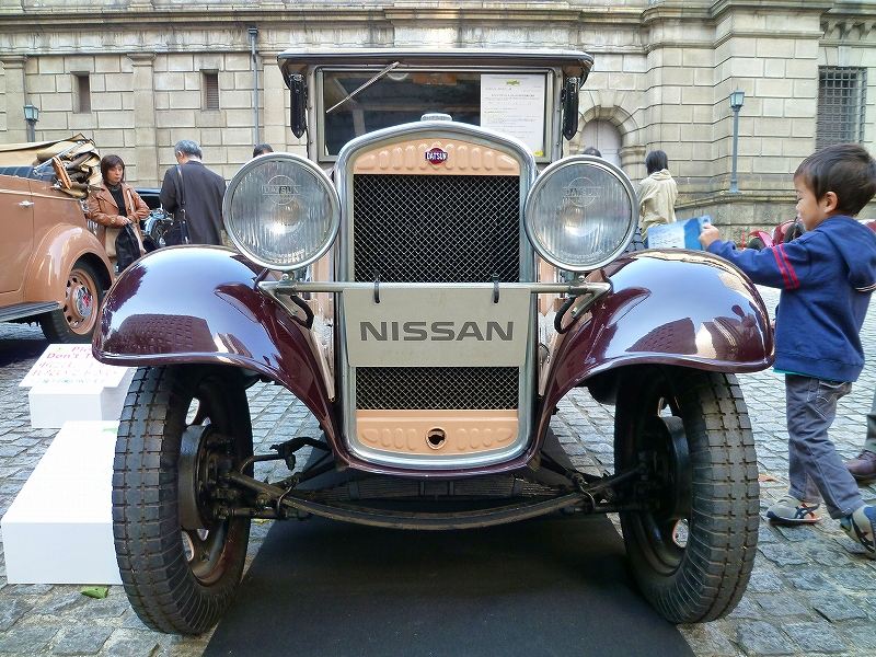 №１７　ダットサン１２型フェートン（１９３３年）