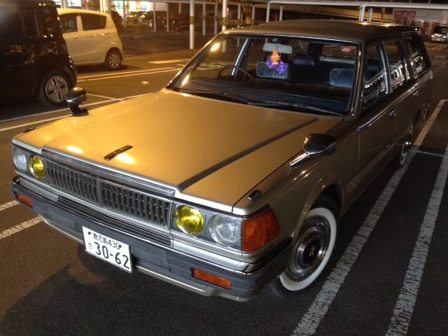Low 720のフォトギャラリー「330グロリアフェンダーミラー