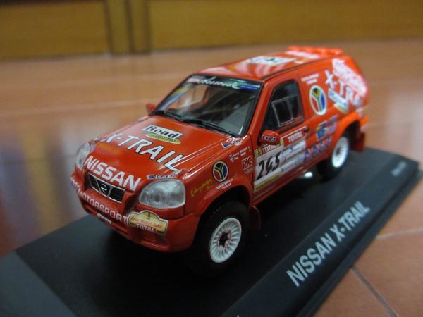 NOREV ノレブ NISSAN エクストレイル ダカール ラリー