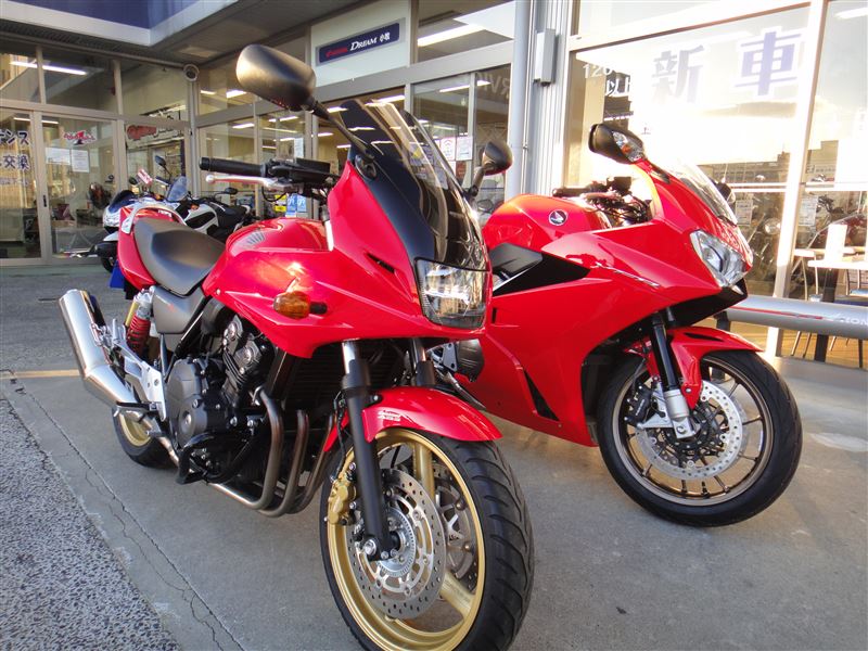 由紀んこのフォトギャラリー 15 1 23 ｖｆｒ８００ｆ納車 ホンダ Vfr800f みんカラ