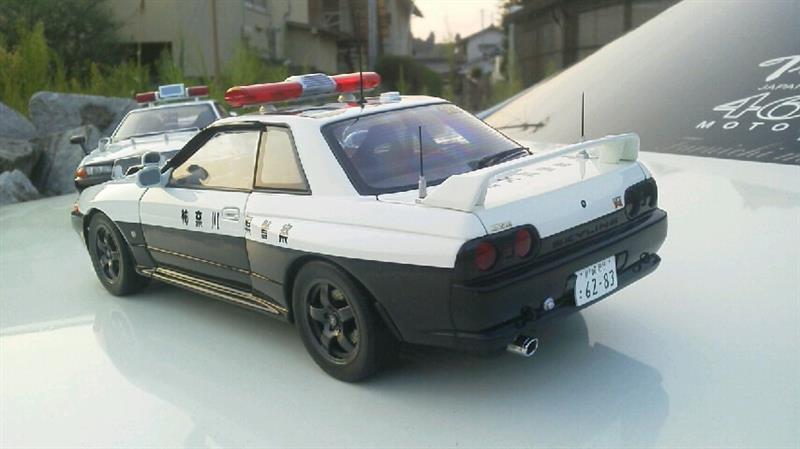 オートアート 1/18 神奈川県警スカイラインGTRパトカー(R32)
