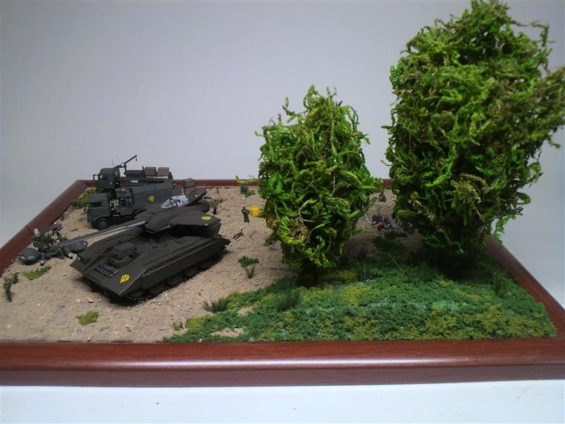 ザクとは違うのフォトギャラリー「1/144ジオラマ「おい、お前ら