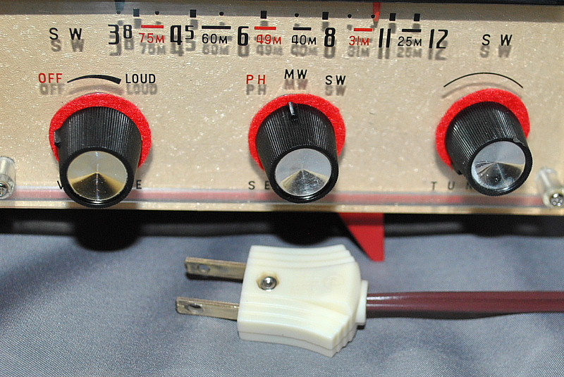 松下電器産業(ナショナル) 真空管ラジオ AX-440 （ベージュ