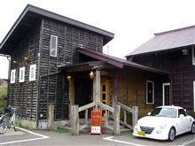Log Cabin リーズナブルなランチをどうぞ