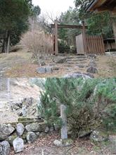 鍵懸の関跡（山梨市〔旧牧丘町〕） 雁坂口の北国防備上要所の関所だった鍵懸の関跡