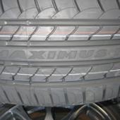 MAXIMUS M1 215/45R17 MAXTREK(マックストレック)のタイヤの