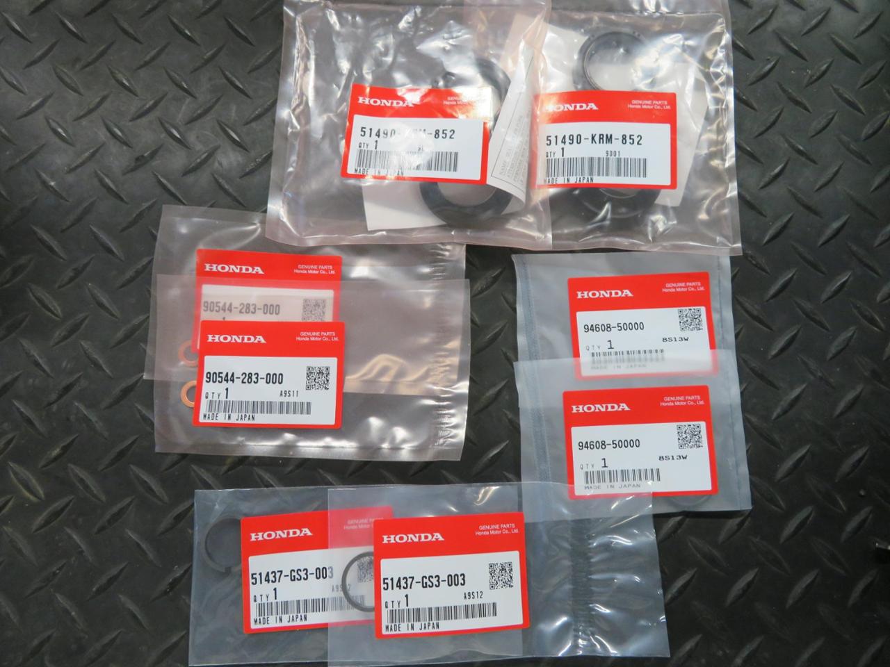 ホンダ(純正) フロントフォーク用オーバーホール部品 のパーツ