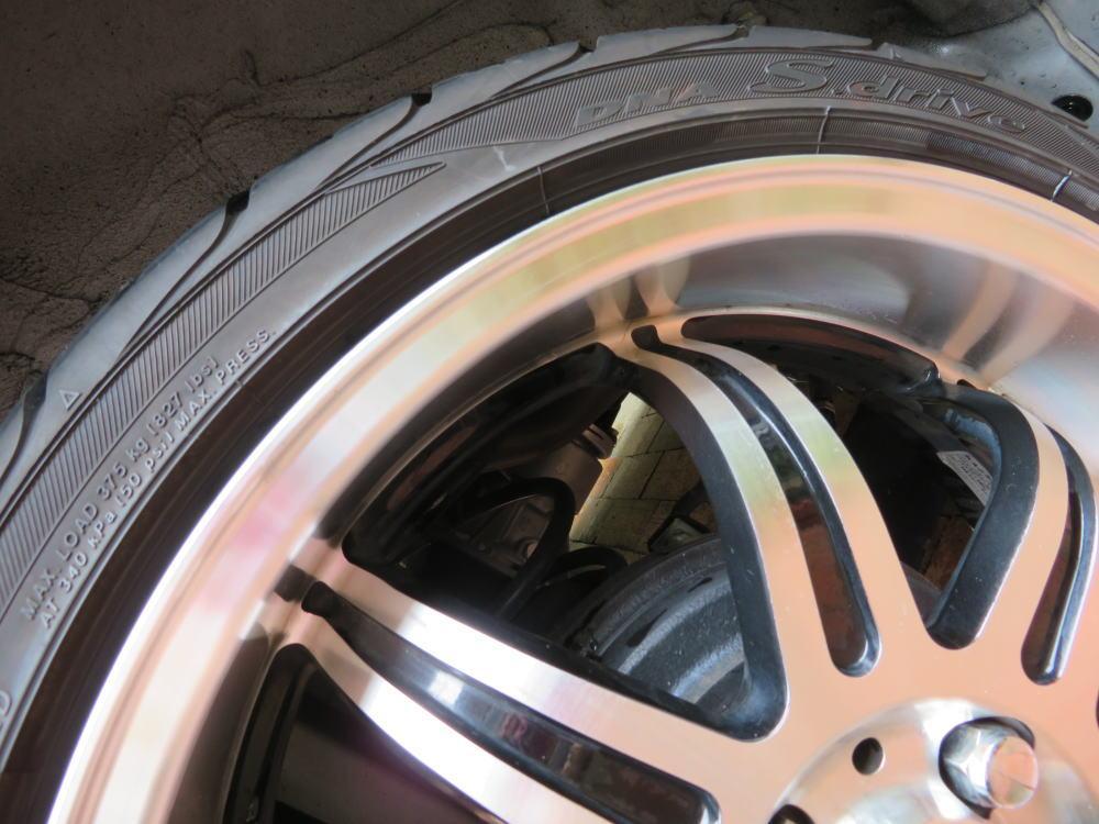 YOKOHAMA DNA S.drive ES03 165/45R16 のパーツレビュー