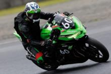 RSタイチ KAWASAKI オフィシャルレーシングスーツTypeA のパーツ