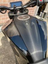 ホンダ純正 タンクカバー(ブラック) のパーツレビュー | CB250R