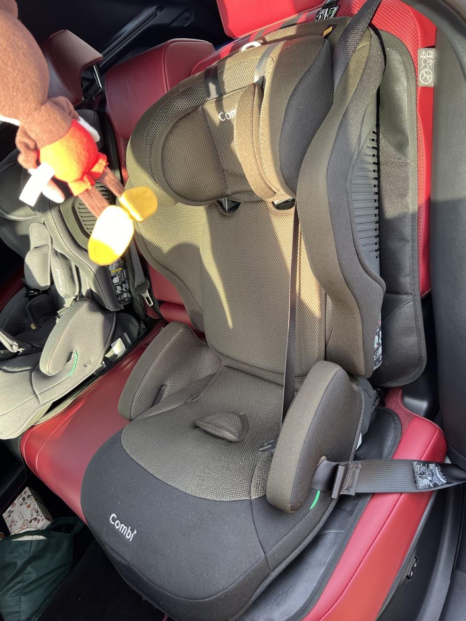 COMBI ジョイトリップ アドバンス ISOFIX エッグショック SA の