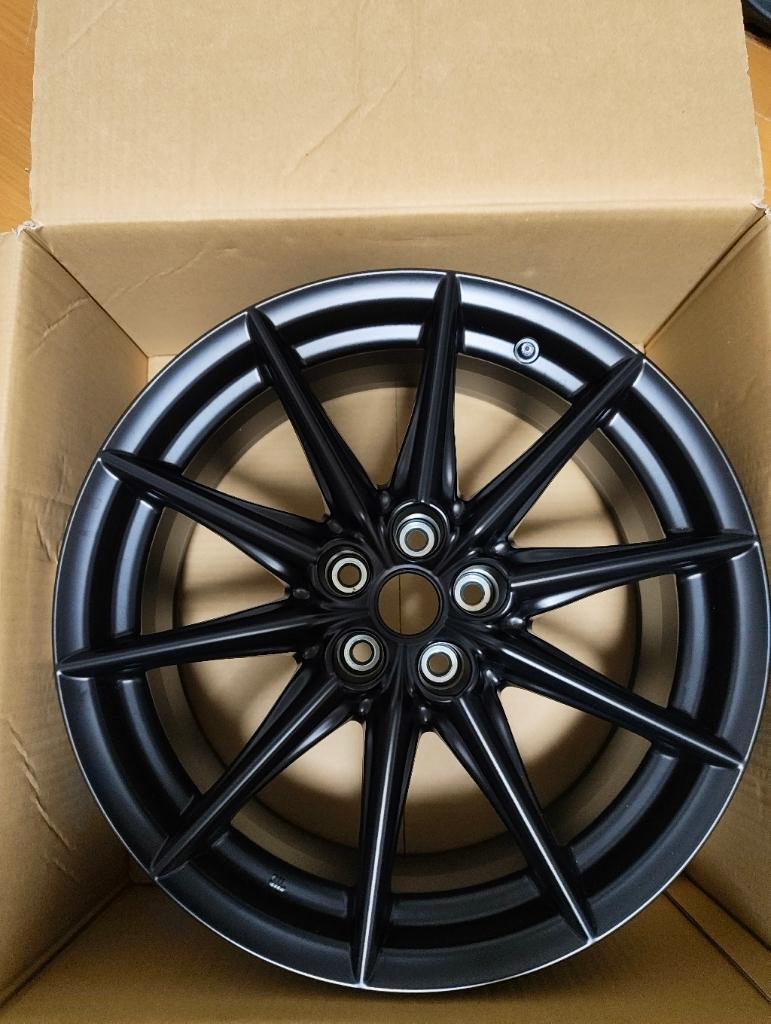 トヨタ(純正) GR86 RZ 純正ホイール のパーツレビュー | GR86