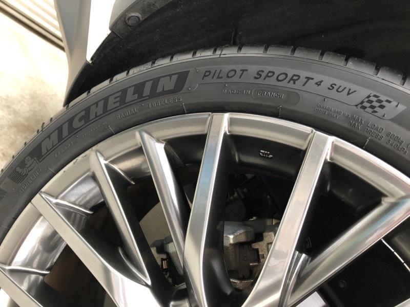MICHELIN PILOT SPORT 4 SUV のパーツレビュー | NX(brabus_cv8