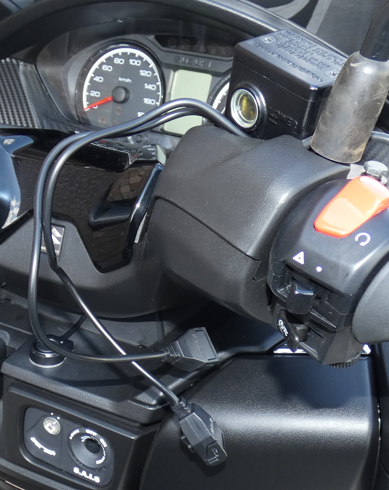デイトナ(Daytona) バイク用 USB電源 防水 合計5V/2.1A