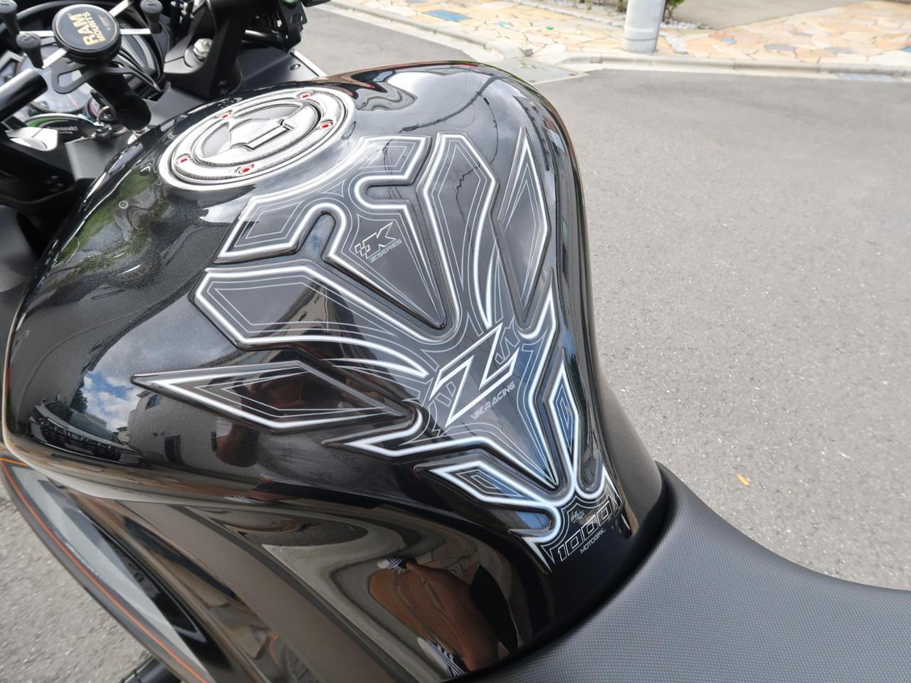 MOTOGRAFIX タンクパッド のパーツレビュー | ニンジャ 1000 MOTOGRAFIX タンクパッド のパーツレビュー | ニンジャ 1000