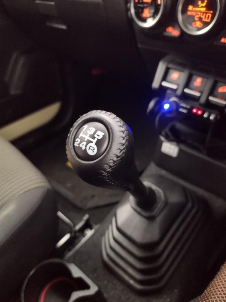 純正交換シフトノブ (茶木目) AT専用シフトノブ ジムニー JB64系