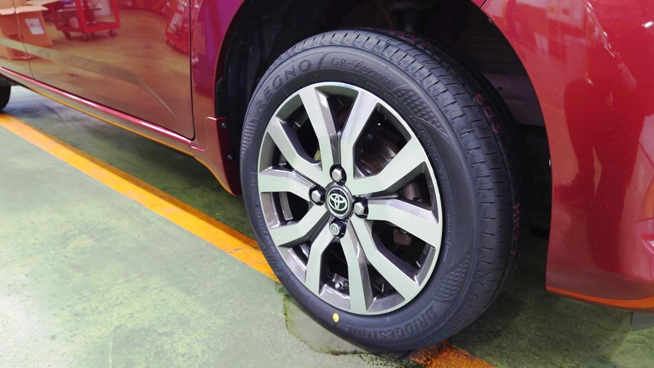 BRIDGESTONE REGNO GR-Leggera 165/60R15 のパーツレビュー