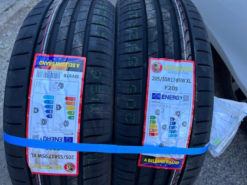 MINERVA（タイヤ） F205 205/55R17 のパーツレビュー ステップワゴンスパーダ(コロペロ) みんカラ