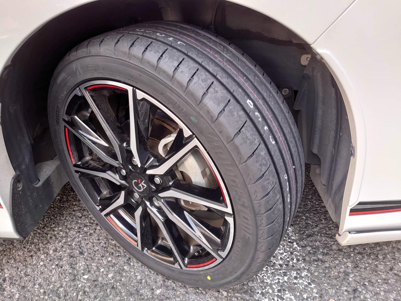 BRIDGESTONE POTENZA S007A 215/45R18 のパーツレビュー | ヴォクシー BRIDGESTONE POTENZA S007A 215/45R18 のパーツレビュー | ヴォクシー