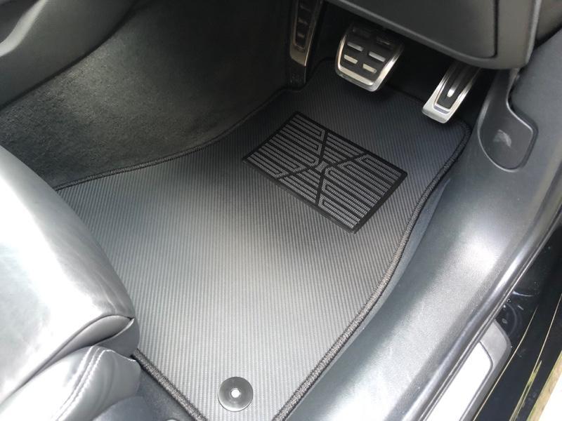 Hot Field リアルラバーマット のパーツレビュー S4 アバント ワゴン ひ ろ みんカラ Hot Field リアルラバーマット のパーツレビュー S4 アバント ワゴン ひ ろ みんカラ