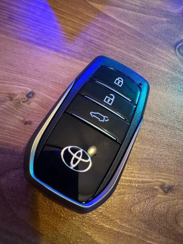 トヨタ(純正) ランドクルーザー300 スマートキーハウジング