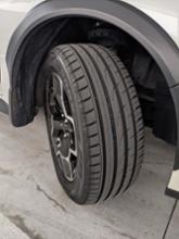 PROXES CF2 SUV 225/55R19 TOYO TIRES(トーヨータイヤ)のタイヤ