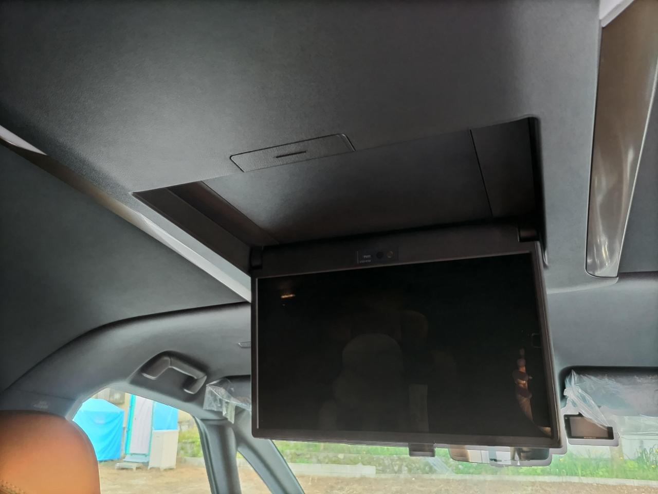 13.2型有機EL後席ディスプレイ+フィッティングキット (トヨタ 13.2型有機EL後席ディスプレイ+フィッティングキット (トヨタ