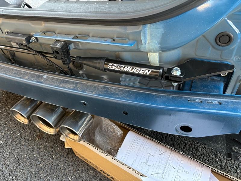 無限 MUGEN パフォーマンスダンパー シビック FL1 2021/8〜2024