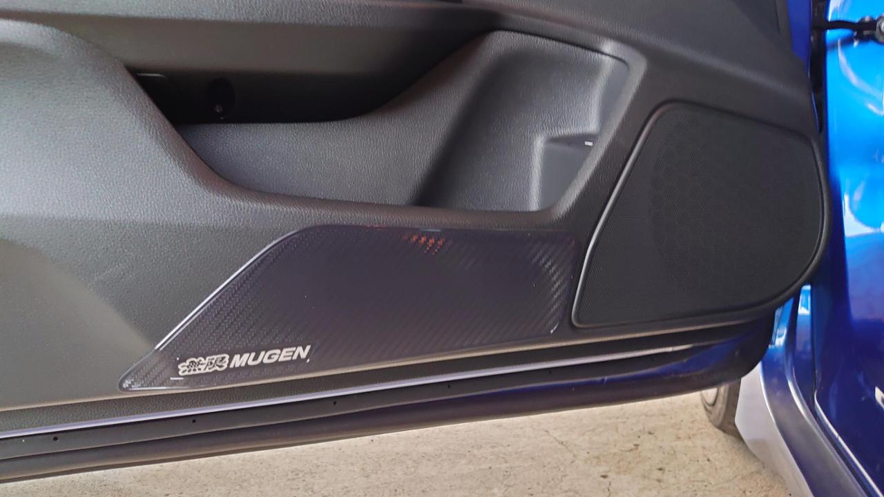 MUGEN / 無限 ドアインナープロテクター のパーツレビュー