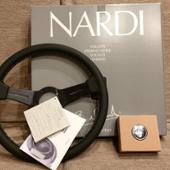 NARDI CLASSIC LEATHER ブラックレザー＆ブラックスポーク