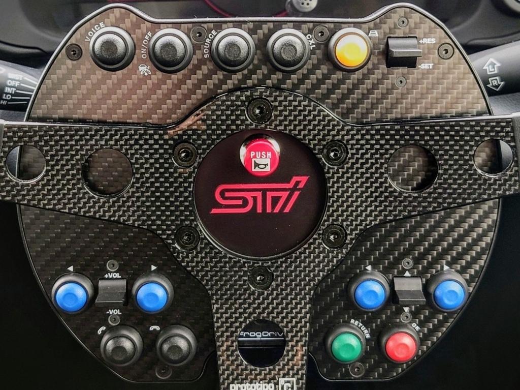 FrogDrive やって来る GR86/BRZ ステアリングスイッチケース MT用
