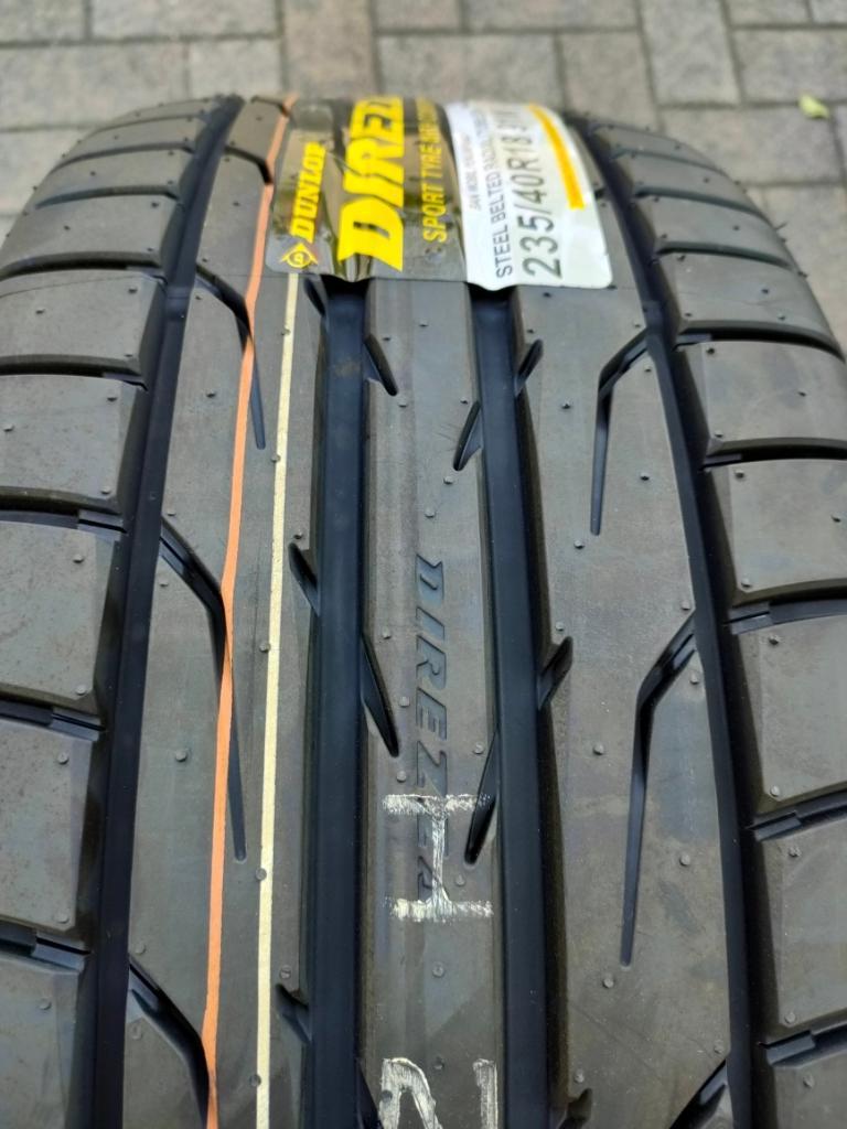 DUNLOP DIREZZA DZ102 235/40R18 95W XL | タイヤの通販 販売と