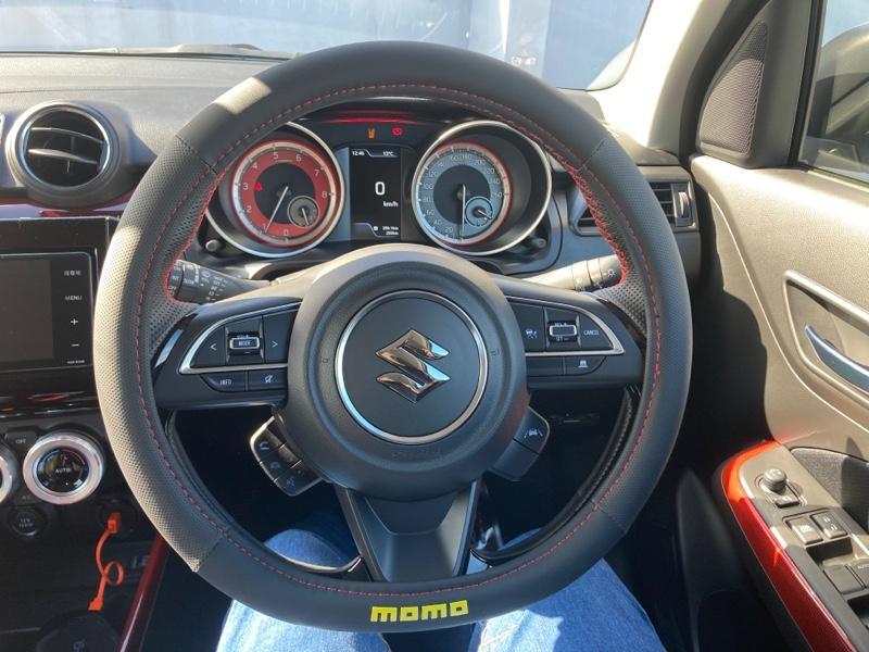 スイフトスポーツのzc33s・スイフトスポーツ・MOMO