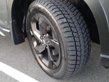 BLIZZAK DM-V3 225/55R18 BRIDGESTONE(ブリヂストン)のタイヤの