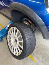 ADVAN NEOVA AD09 215/40R17