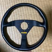 VELOCE RACING （320mm） momo(モモ)のステアリングの口コミ