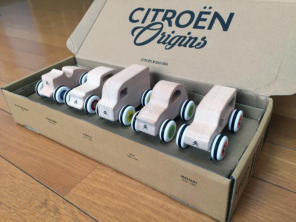 シトロエン(純正) CITROËN Origins 木製ミニカー5台セット の