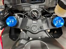 クアッドロック フォークステムマウント PRO モーターサイクル用