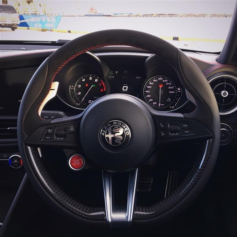 アルファロメオ 純正 2021 STELVIO QV カーボンステアリング